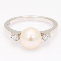 NXT Garland white fresh water pearl and diamond ring